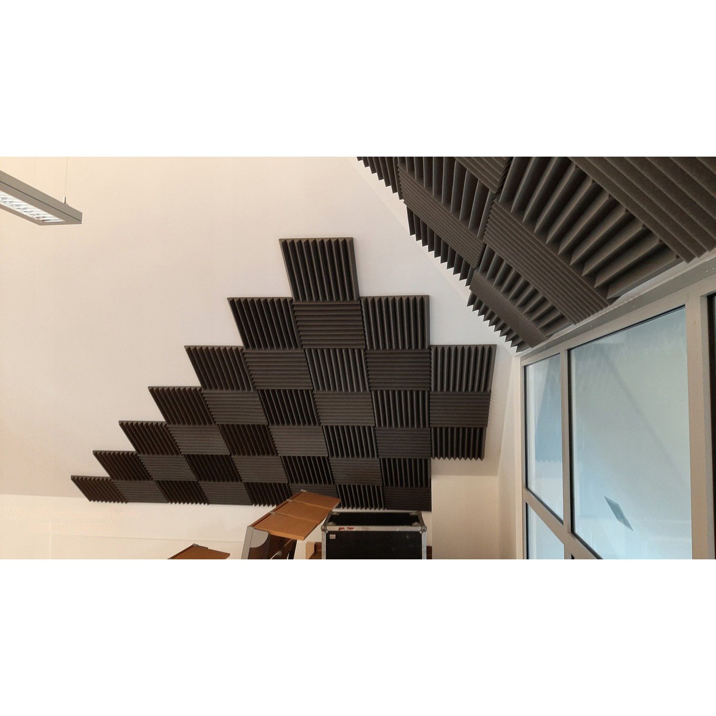 Akustický panel 50x50x5cm oranžový samozhášavý nehorľavý karus